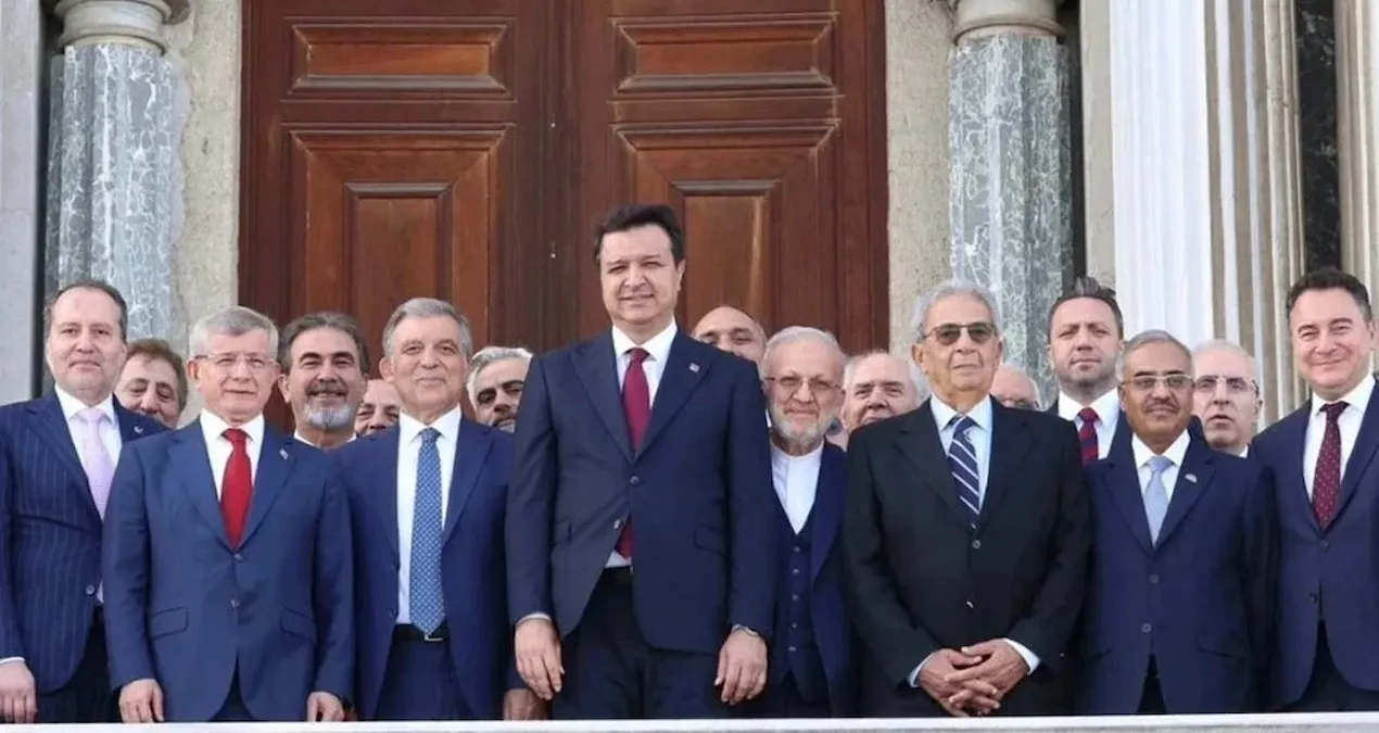 Batman’da Yangın Paniği: 2 Kişi Dumandan Etkilendi
